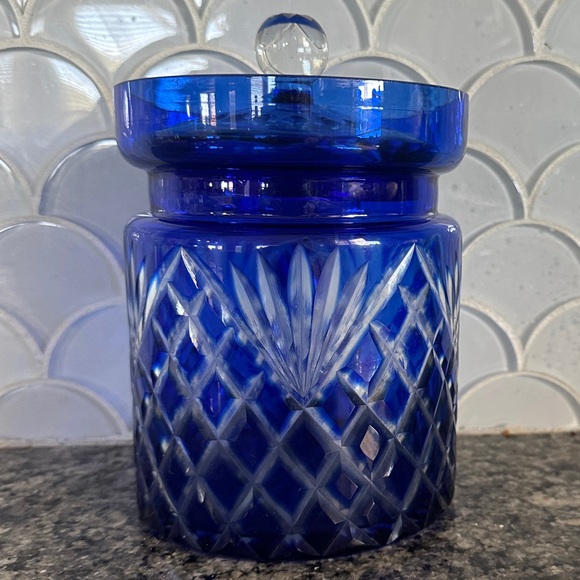 Vintage Cobalt Blue Cut to Clear Crystal Czech Bohemian Cookie Biscuit Jar - Picture 10 of 10